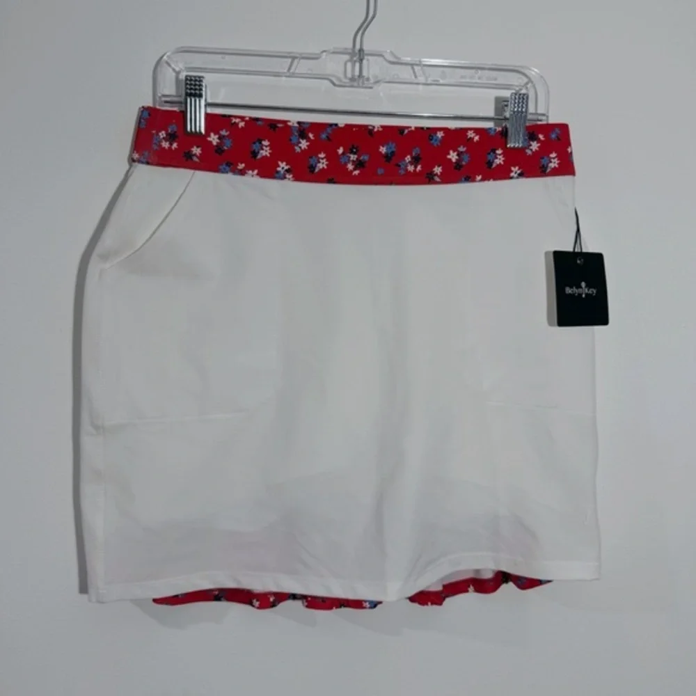 NWT Belyn Key Ruffle Golf Skort In American Beauty White/Red Size‎ Small